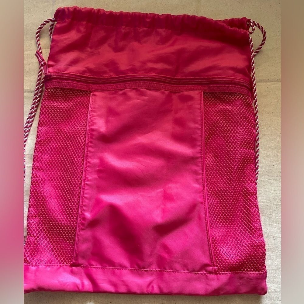 THIRTY one pink cinch bag